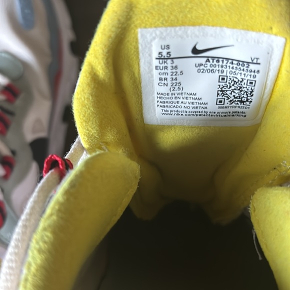 Nike Air270 React Size 5.5 - Picture 5 of 9